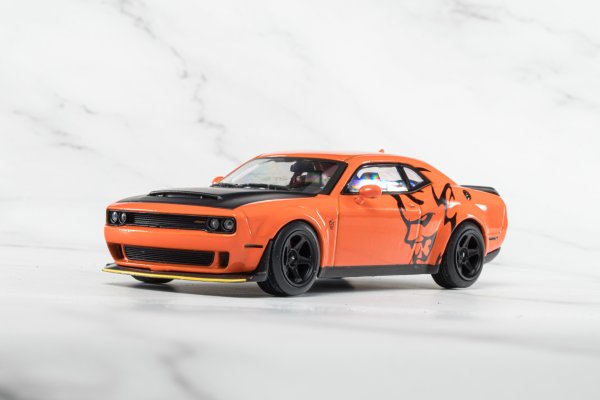 Dodge Challenger SRT Demon orange, 1:43